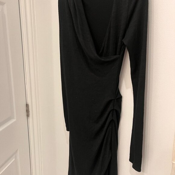 ARITZIA Wilfred Free Black Klum Faux-wrap Dress - Picture 6 of 9